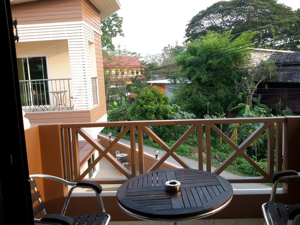 Donchai House Guest House& Cafe Chiang Mai Esterno foto