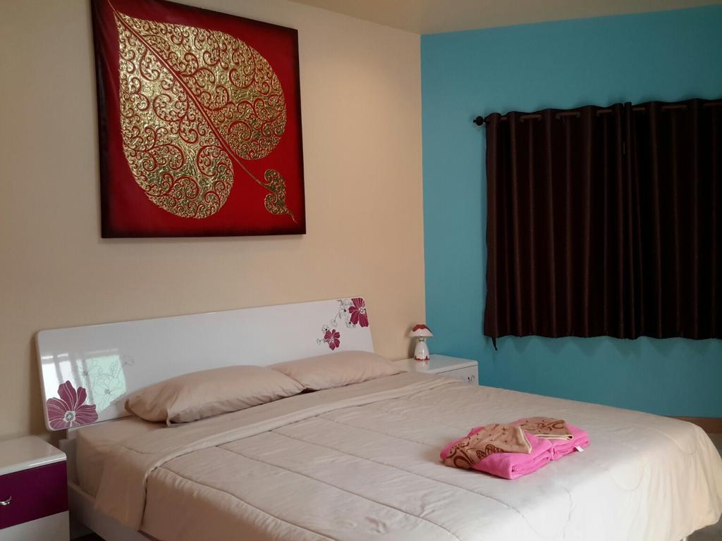 Donchai House Guest House& Cafe Chiang Mai Esterno foto