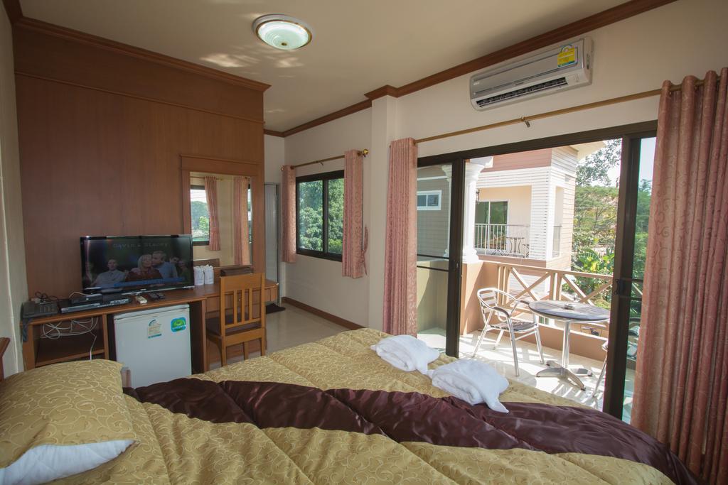Donchai House Guest House& Cafe Chiang Mai Esterno foto