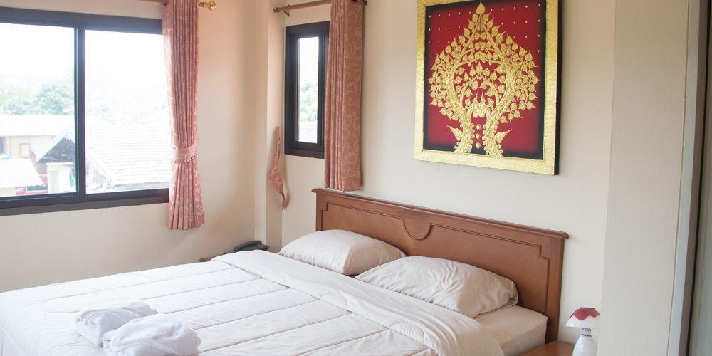 Donchai House Guest House& Cafe Chiang Mai Esterno foto