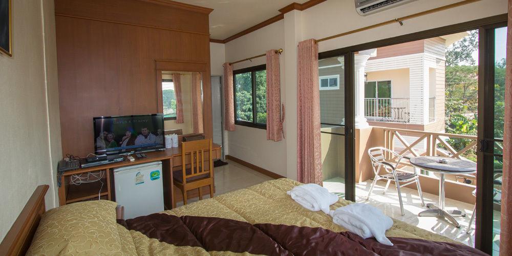 Donchai House Guest House& Cafe Chiang Mai Esterno foto